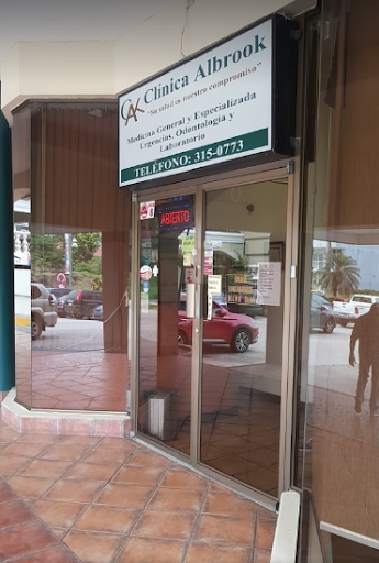 Clínica Albrook