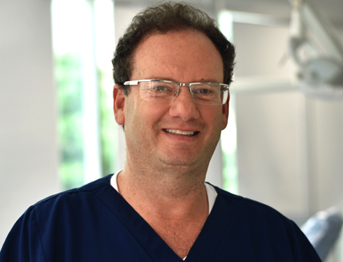 Opinión Odontólogo Urgencia Dental 24 Horas Moisés Lukowiecki